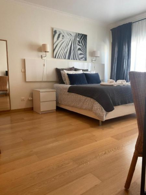 Lisbon NH HomeVipNobel - Luxurious apartment